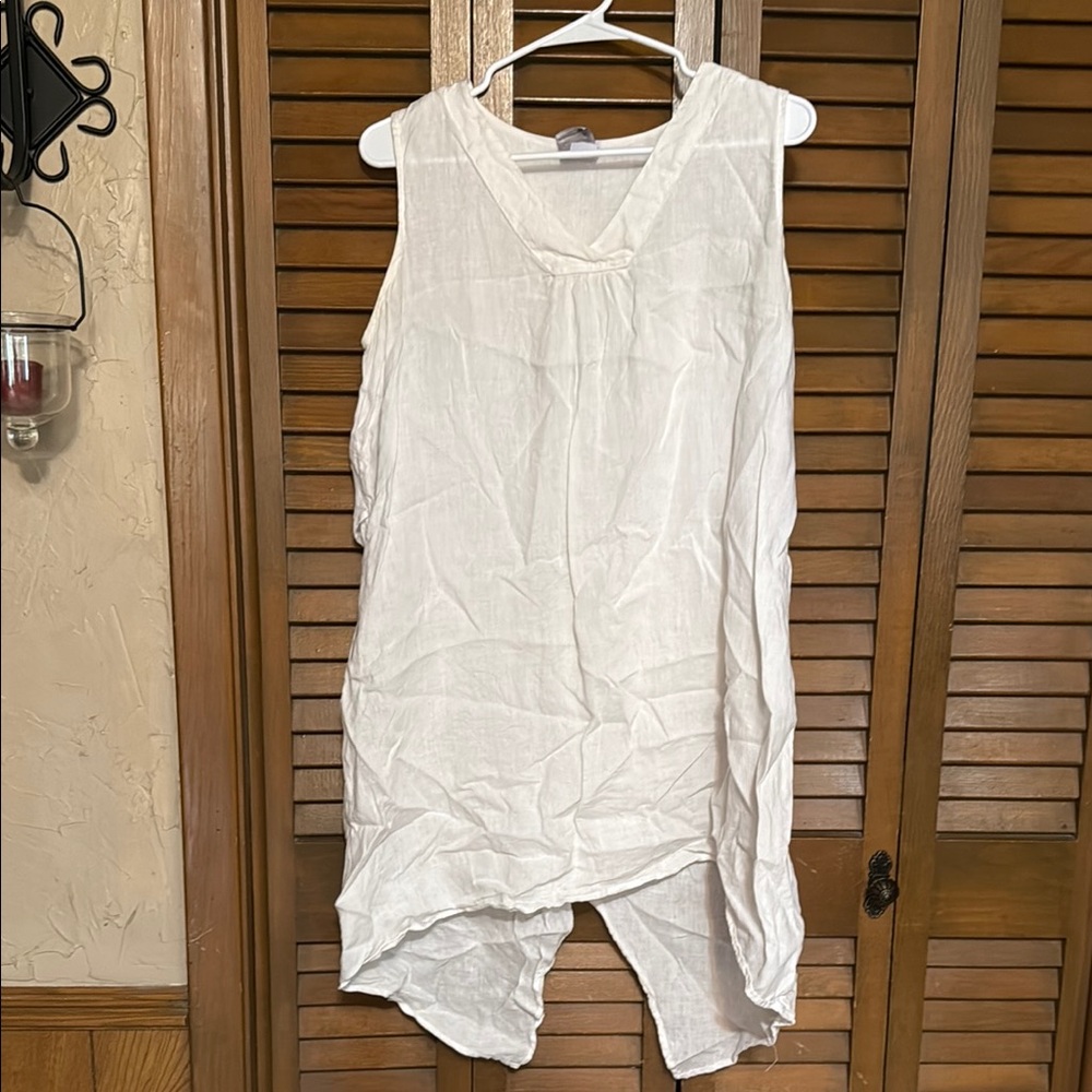 Sleeveless White Women's Top